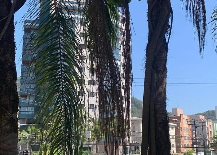 Apto amplo próximo Casa Grande Hotel Resort Guarujá
